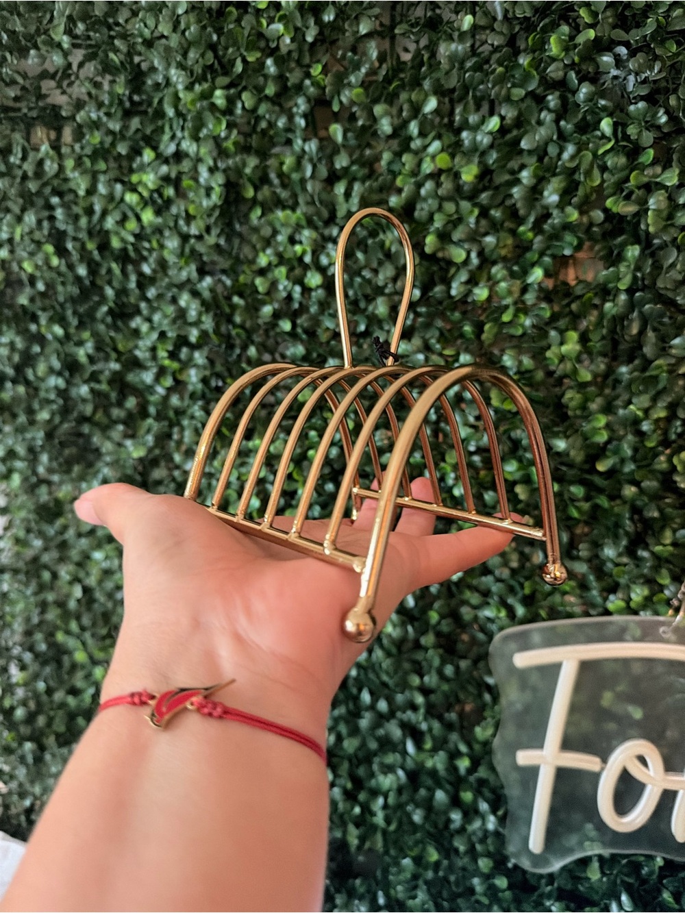 Gold Metal coaster Elegant Tabletop Holder